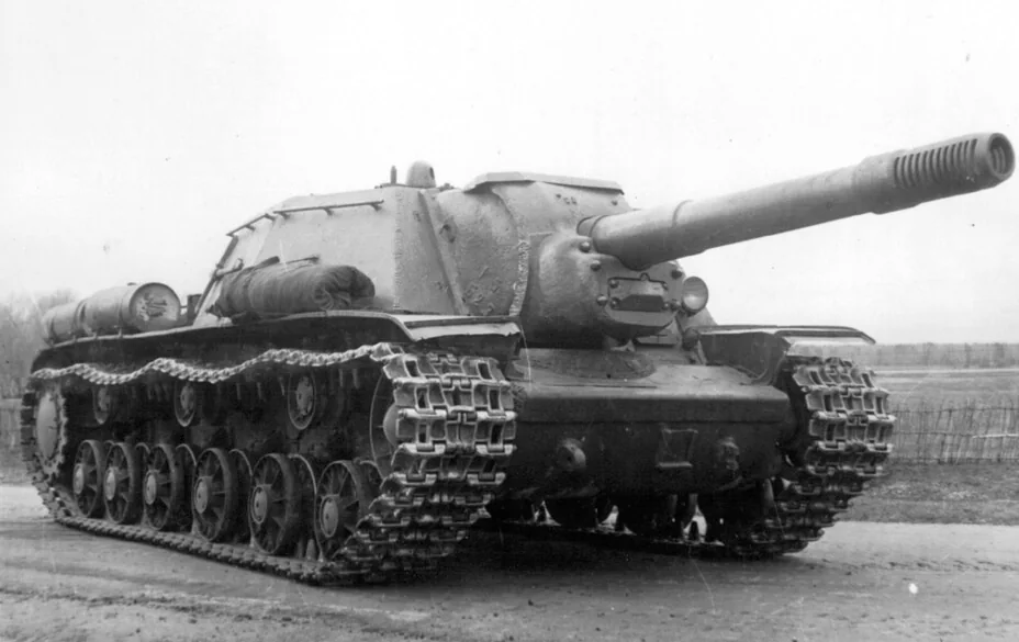 Vista 12 de SU-152