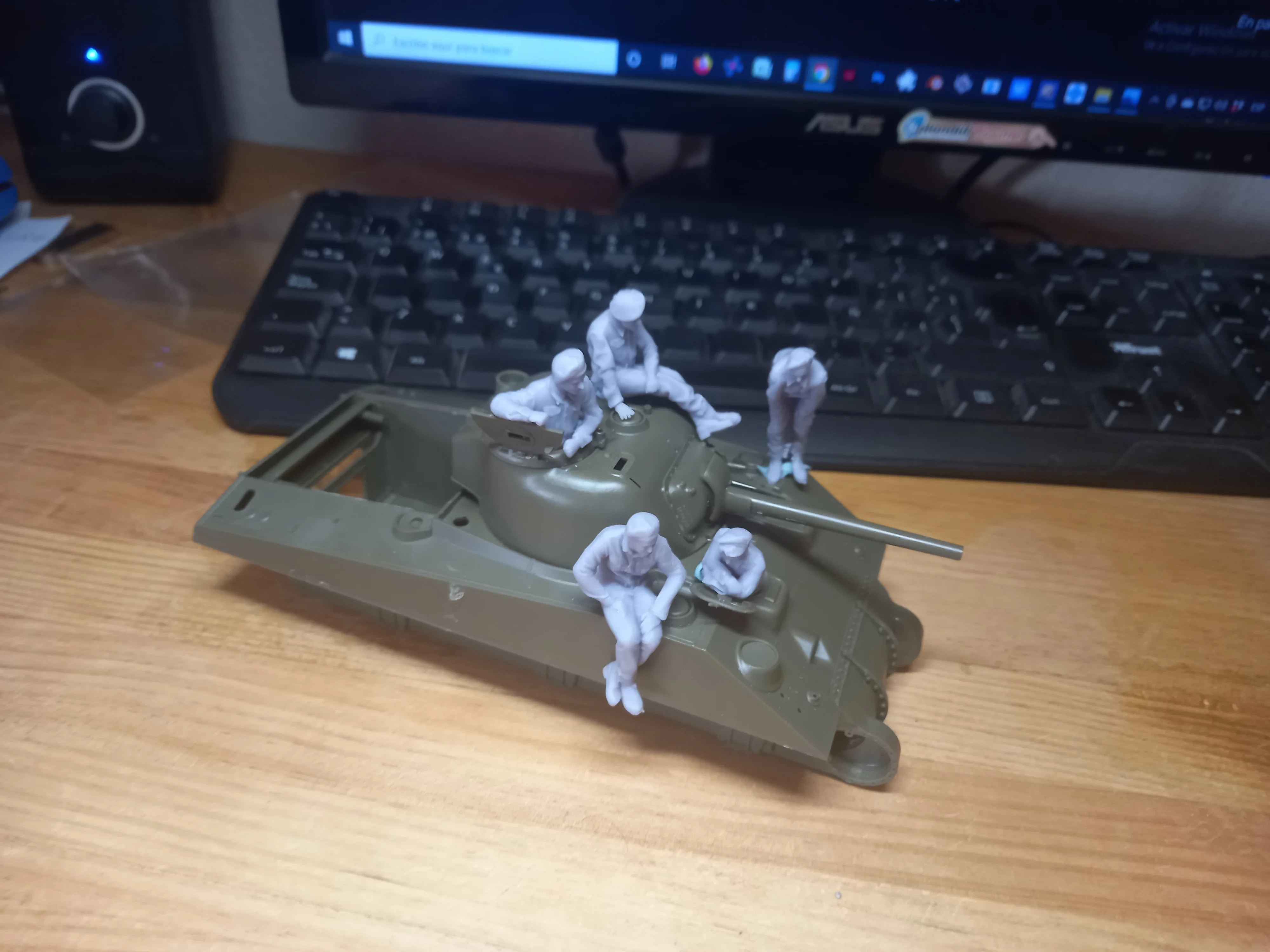View 3 of Canadian Sherman Tank Crew