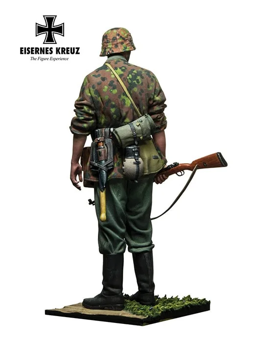 View 5 of Soldado Sturmmann 1940