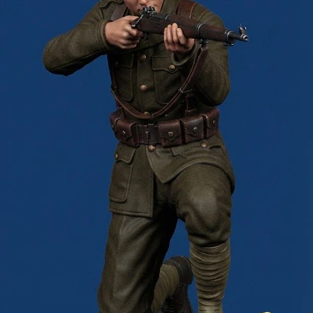 View 2 of WW1 American Infantry Soldier 6